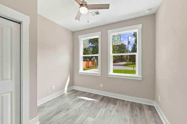 5816 Beverly Drive, Hanahan, SC 29410