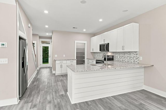 5816 Beverly Drive, Hanahan, SC 29410
