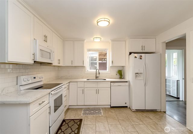 8802 8th Avenue W, Everett, WA 98204