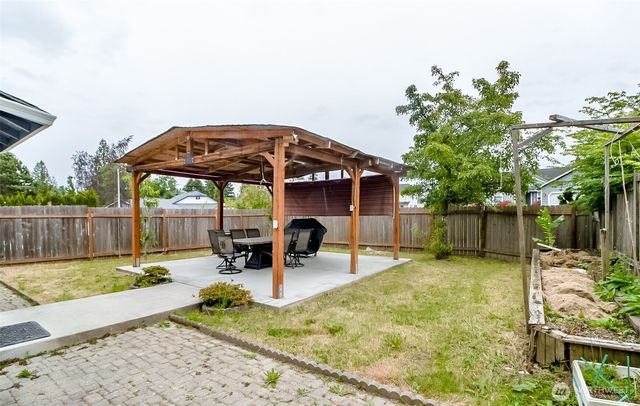 8802 8th Avenue W, Everett, WA 98204