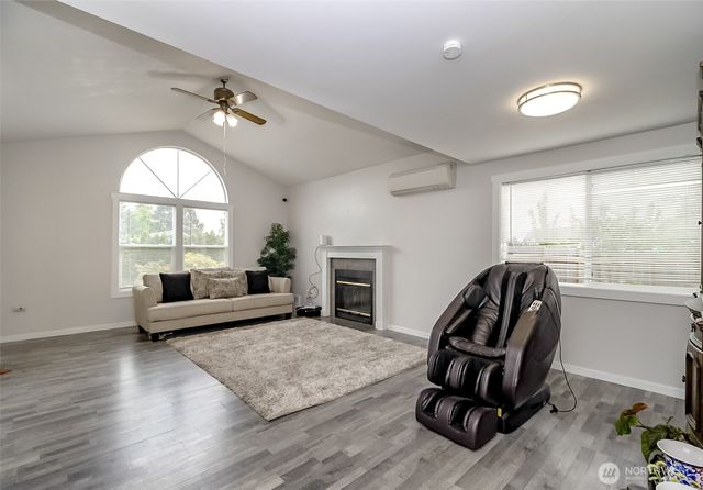 8802 8th Avenue W, Everett, WA 98204