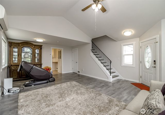 8802 8th Avenue W, Everett, WA 98204