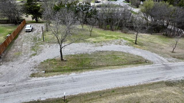 197 Quail Creek Circle, Pottsboro, TX 75076