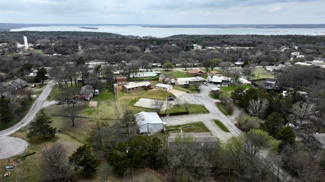 197 Quail Creek Circle, Pottsboro, TX 75076