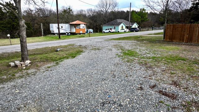 197 Quail Creek Circle, Pottsboro, TX 75076