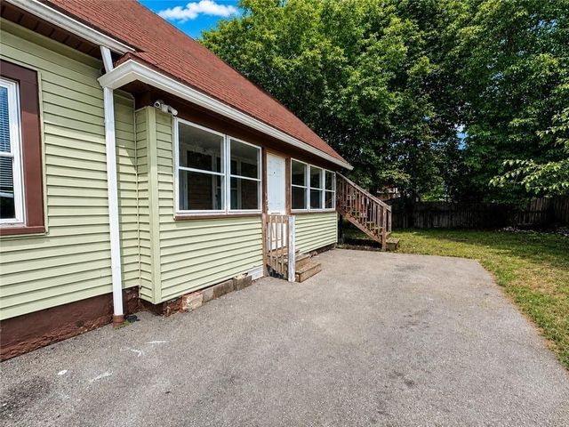 64 Murray Street, Rochester, NY 14606