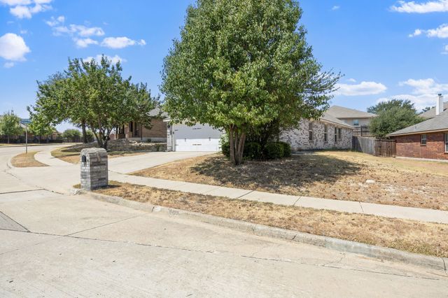 8275 Clarksprings Drive, Dallas, TX 75236