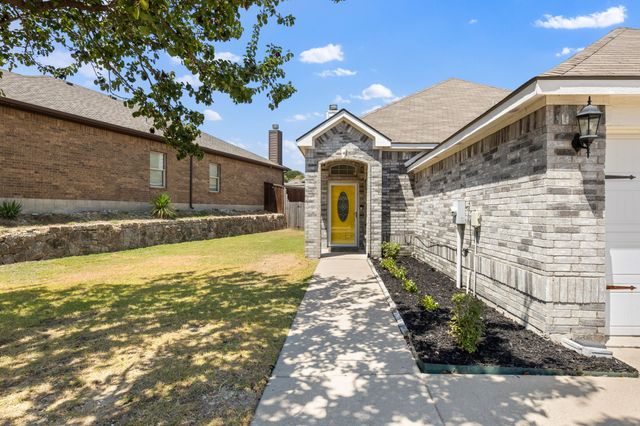 8275 Clarksprings Drive, Dallas, TX 75236