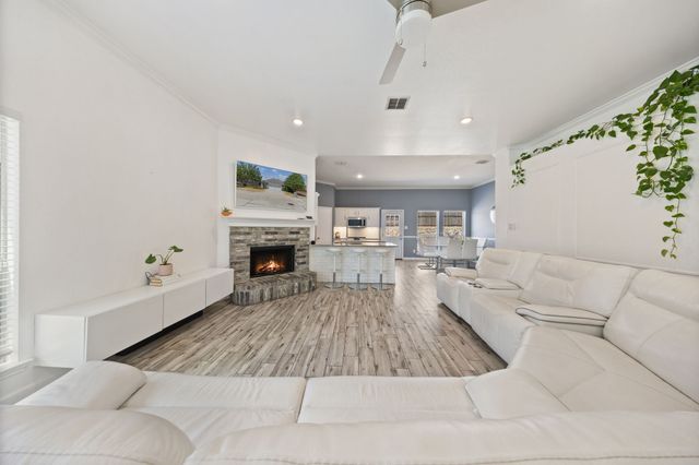 8275 Clarksprings Drive, Dallas, TX 75236