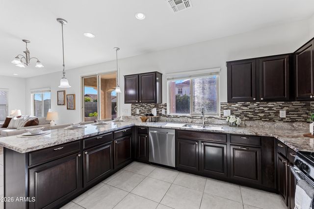 1819 W BONANZA Drive, Phoenix, AZ 85085