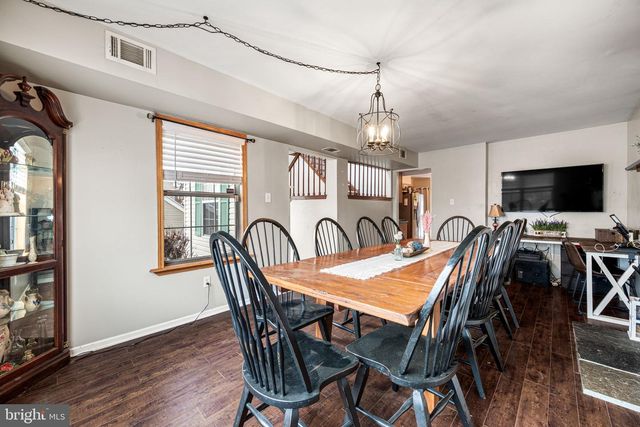 1221 RHODE ISLAND LN, Downingtown, PA 19335