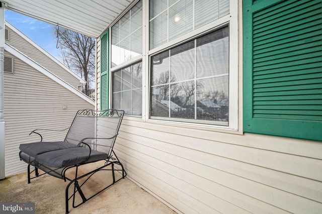 1221 RHODE ISLAND LN, Downingtown, PA 19335