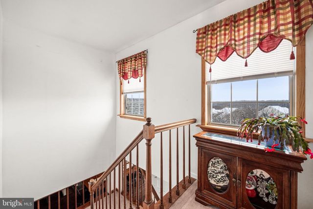 1221 RHODE ISLAND LN, Downingtown, PA 19335