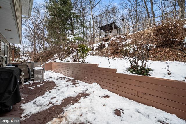 1221 RHODE ISLAND LN, Downingtown, PA 19335