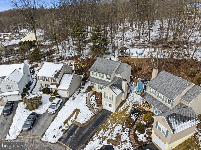 1221 RHODE ISLAND LN, Downingtown, PA 19335