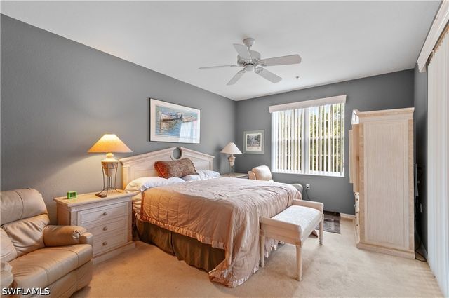 4853 Hampshire CT 105, Naples, FL 34112