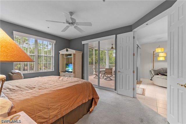 4853 Hampshire CT 105, Naples, FL 34112