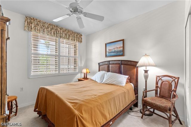 4853 Hampshire CT 105, Naples, FL 34112