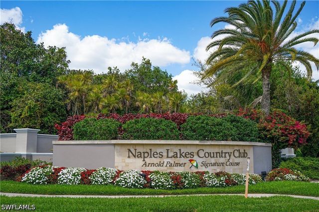 4853 Hampshire CT 105, Naples, FL 34112