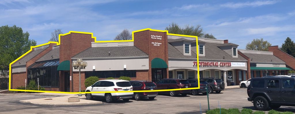 1795 S Washington Street 103, Naperville, IL 60565