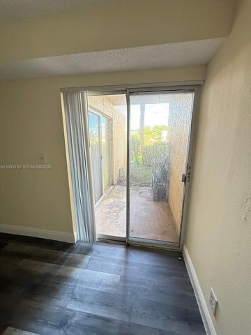 7650 Westwood Dr 509, Tamarac, FL 33321