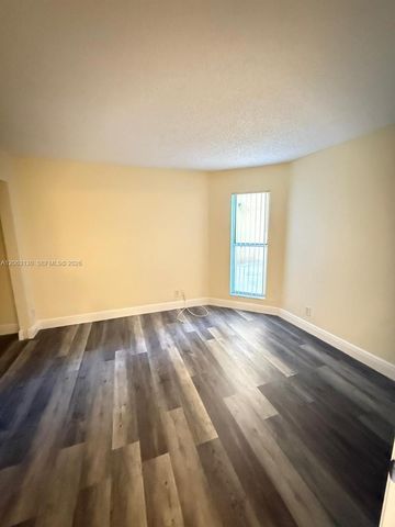 7650 Westwood Dr 509, Tamarac, FL 33321
