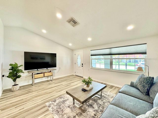 4282 RUDDER WAY, New Port Richey, FL 34652
