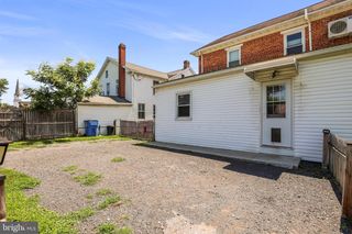 129 W KING ST, Littlestown, PA 17340