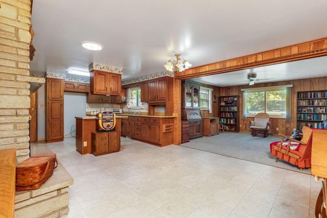 1566 Chillicothe Street, Obetz, OH 43207