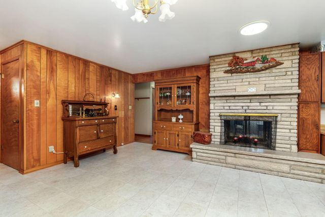 1566 Chillicothe Street, Obetz, OH 43207