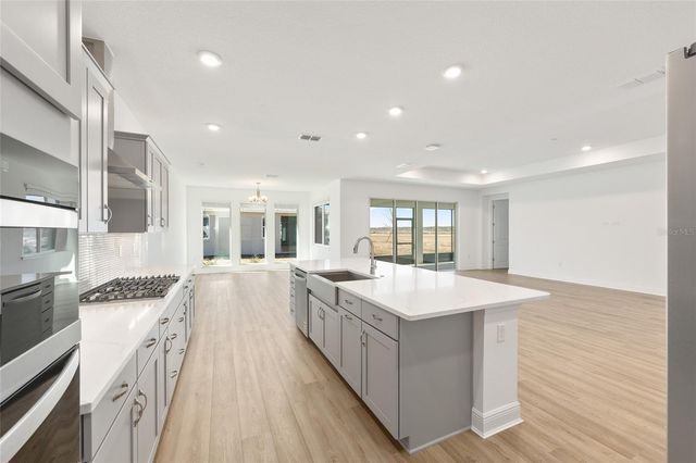 8641 SW 99TH CIRCLE, Ocala, FL 34481