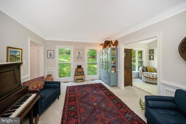 2 ENGLISH HILLS DR, Fredericksburg, VA 22406