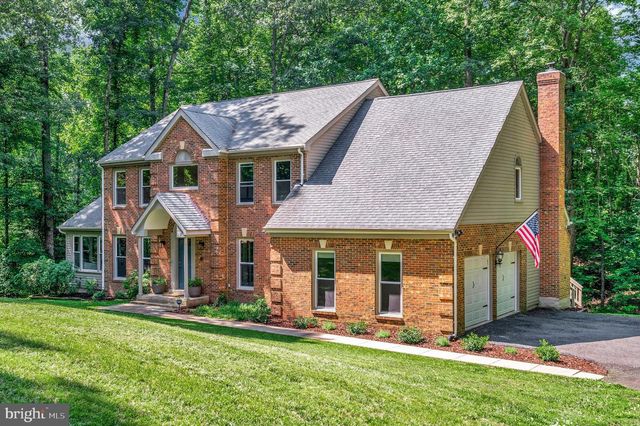 2 ENGLISH HILLS DR, Fredericksburg, VA 22406