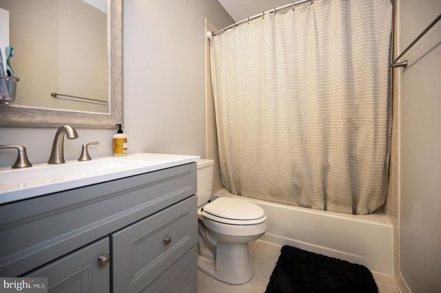 2 ENGLISH HILLS DR, Fredericksburg, VA 22406