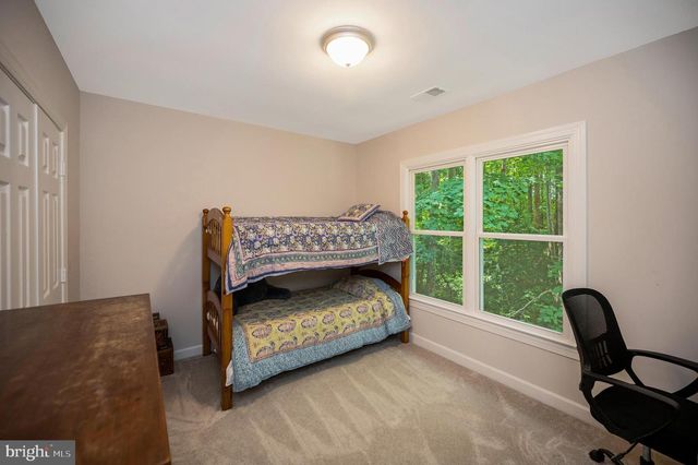 2 ENGLISH HILLS DR, Fredericksburg, VA 22406