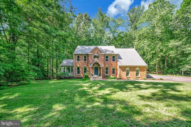 2 ENGLISH HILLS DR, Fredericksburg, VA 22406