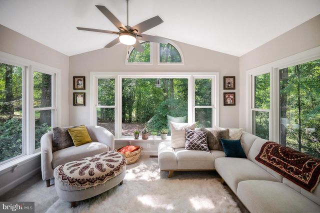 2 ENGLISH HILLS DR, Fredericksburg, VA 22406