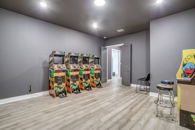 560 Prairie Timber Road, Burleson, TX 76028