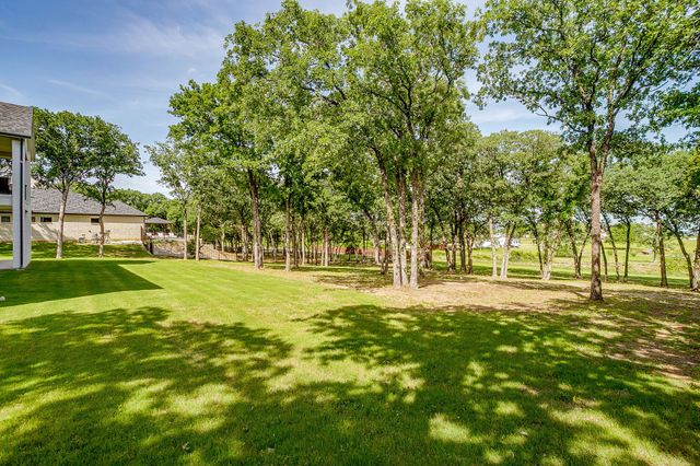 560 Prairie Timber Road, Burleson, TX 76028