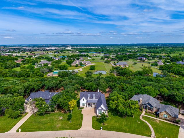 560 Prairie Timber Road, Burleson, TX 76028
