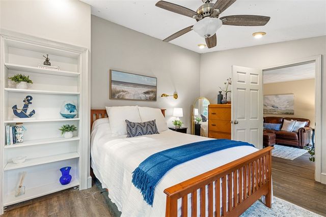 18 Massasoit Avenue, Barrington, RI 02806