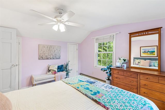 18 Massasoit Avenue, Barrington, RI 02806