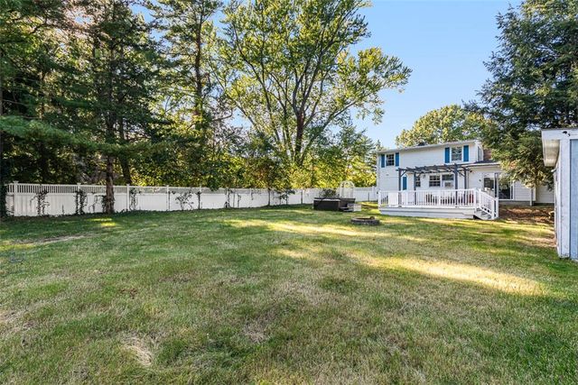 18 Massasoit Avenue, Barrington, RI 02806