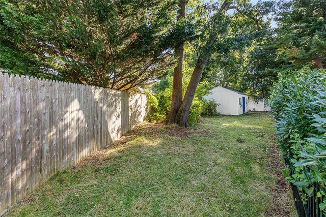 18 Massasoit Avenue, Barrington, RI 02806