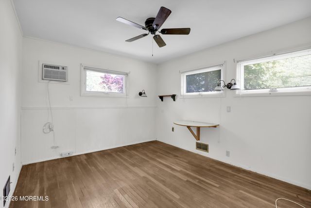 846 Center Street, Red Bank, NJ 07701
