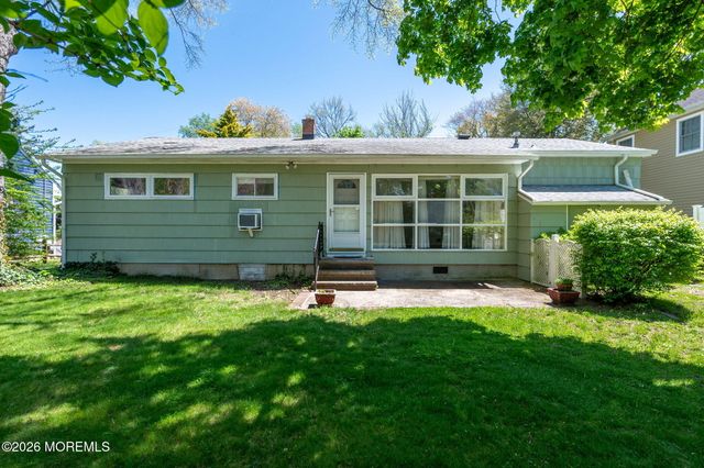 846 Center Street, Red Bank, NJ 07701