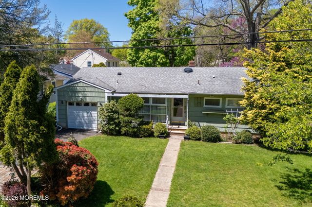 846 Center Street, Red Bank, NJ 07701