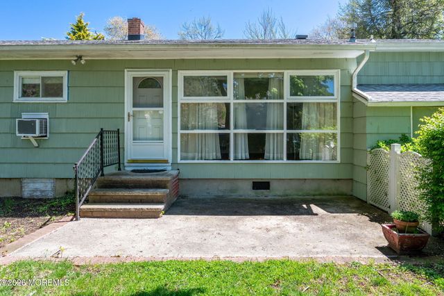 846 Center Street, Red Bank, NJ 07701