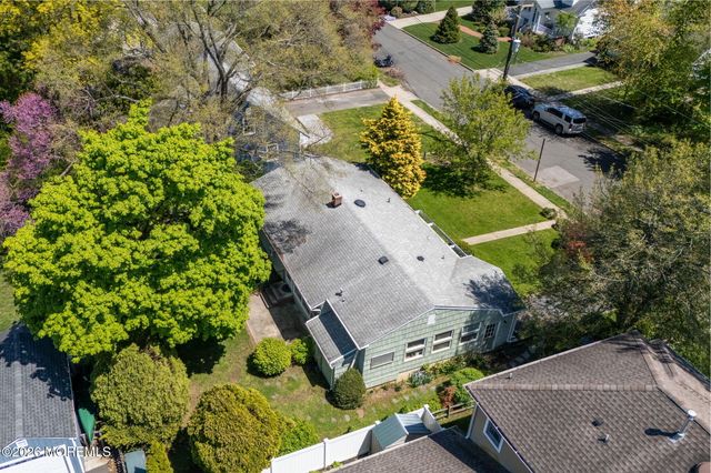 846 Center Street, Red Bank, NJ 07701