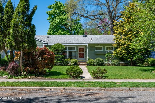 846 Center Street, Red Bank, NJ 07701